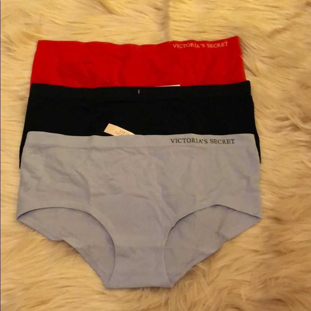 Pink Victoria’s Secret underwear - Picture 2 of 5